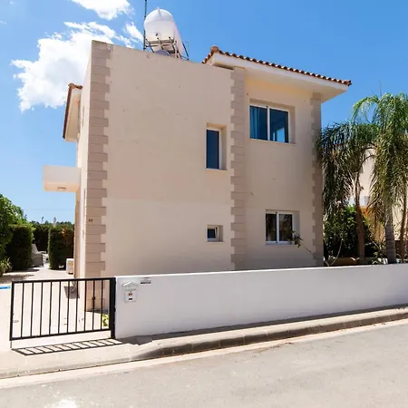 Laoura Villa *